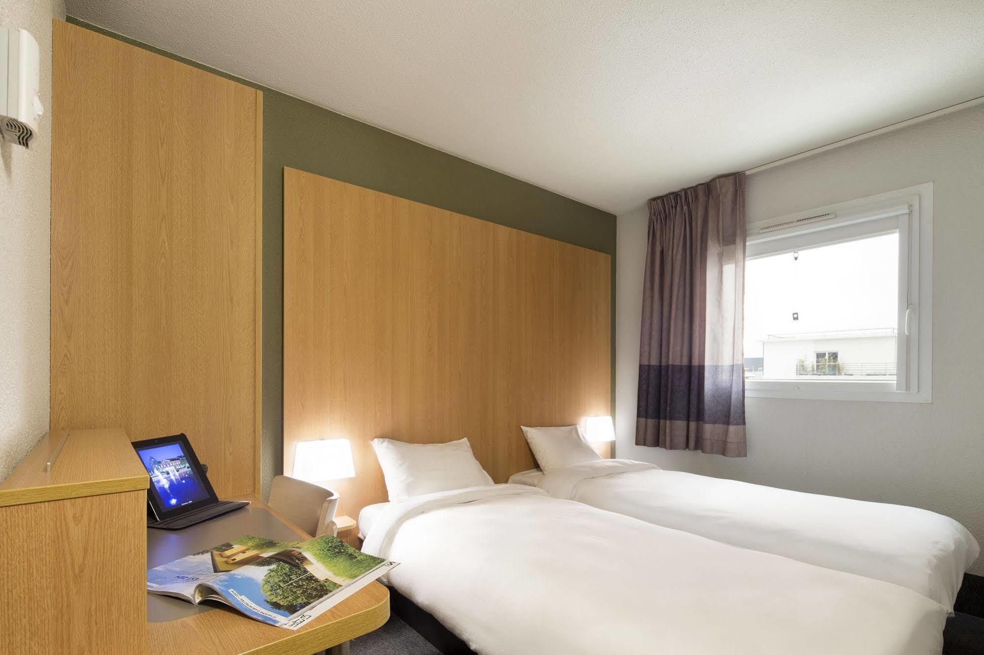 B&B Hotel Aix En Provence Le Tholonet Eksteriør bilde