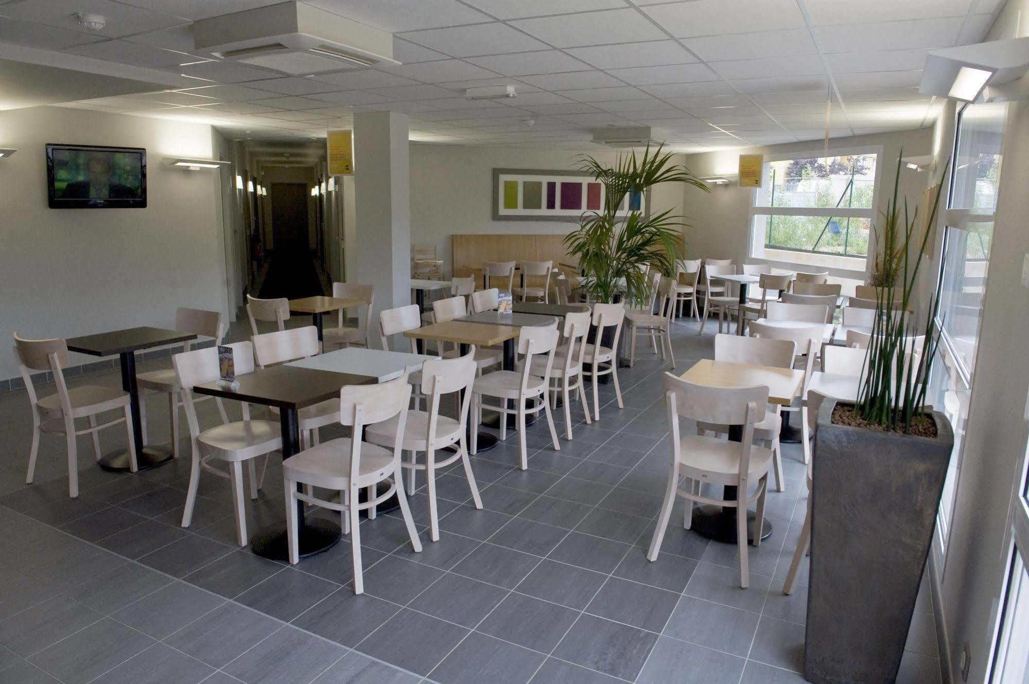 B&B Hotel Aix En Provence Le Tholonet Eksteriør bilde